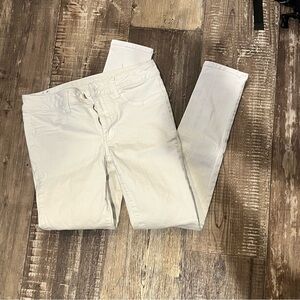 A&E white jegging